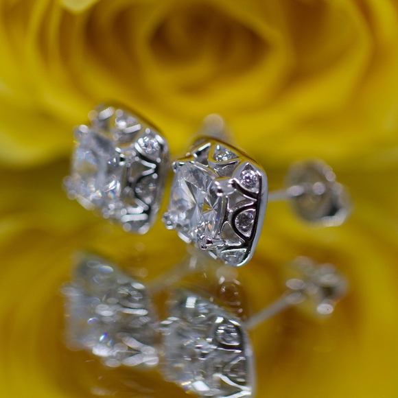 Tacori 925S White Topaz Cushion Limited Edition - Picture 5 of 12